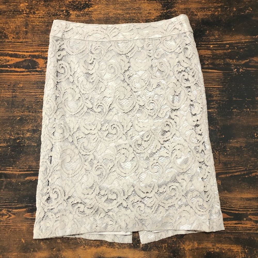 Banana Republic pencil lace skirt | size 8